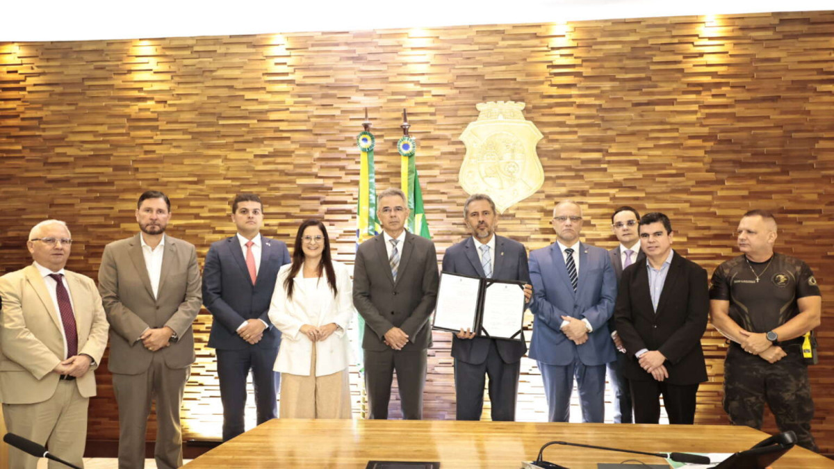 Documento foi assinado durante a primeira reuni&atilde;o do ano do Comit&ecirc; Estrat&eacute;gico de Seguran&ccedil;a Integrada (Coesi)