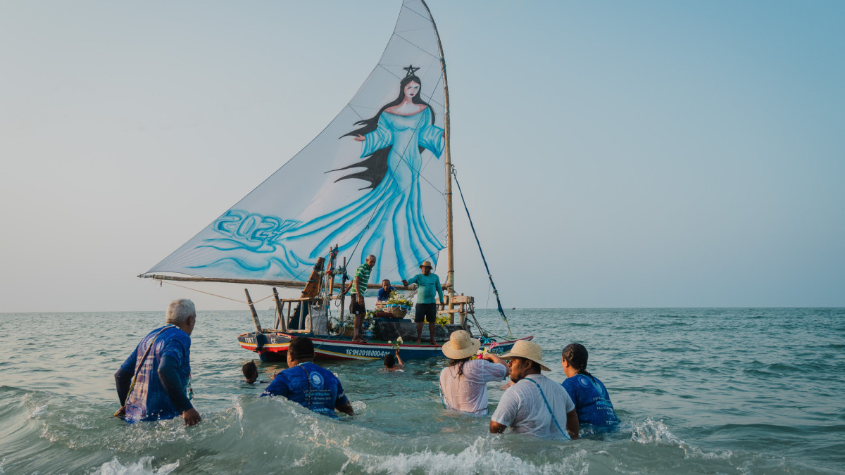 2 de fevereiro &eacute; um dos dias em que Iemanj&aacute;, a Rainha do Mar, &eacute; comemorada