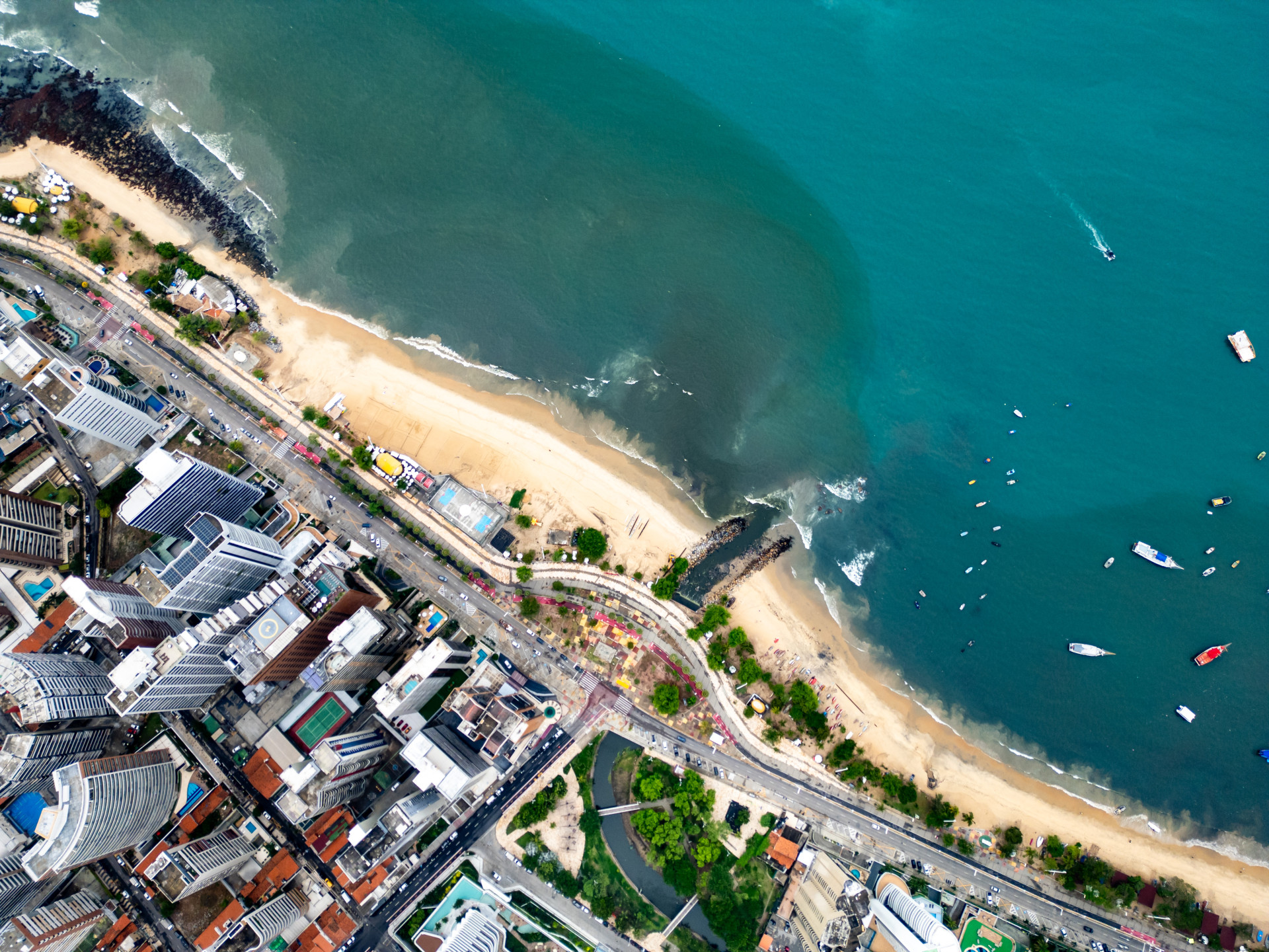 ￼MANCHA apareceu após fortes chuvas na semana (Foto: FCO FONTENELE)