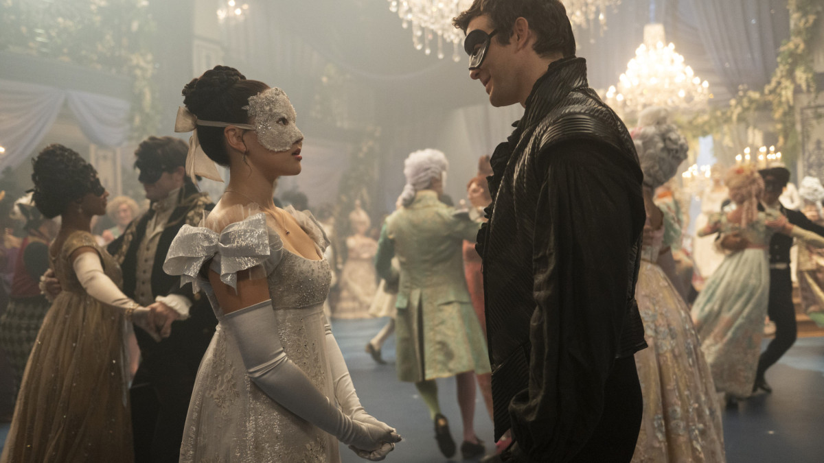 Quarta temporada de "Bridgerton" estreia na Netflix com foco no romance entre Benedict Bridgerton e Sophie Baek