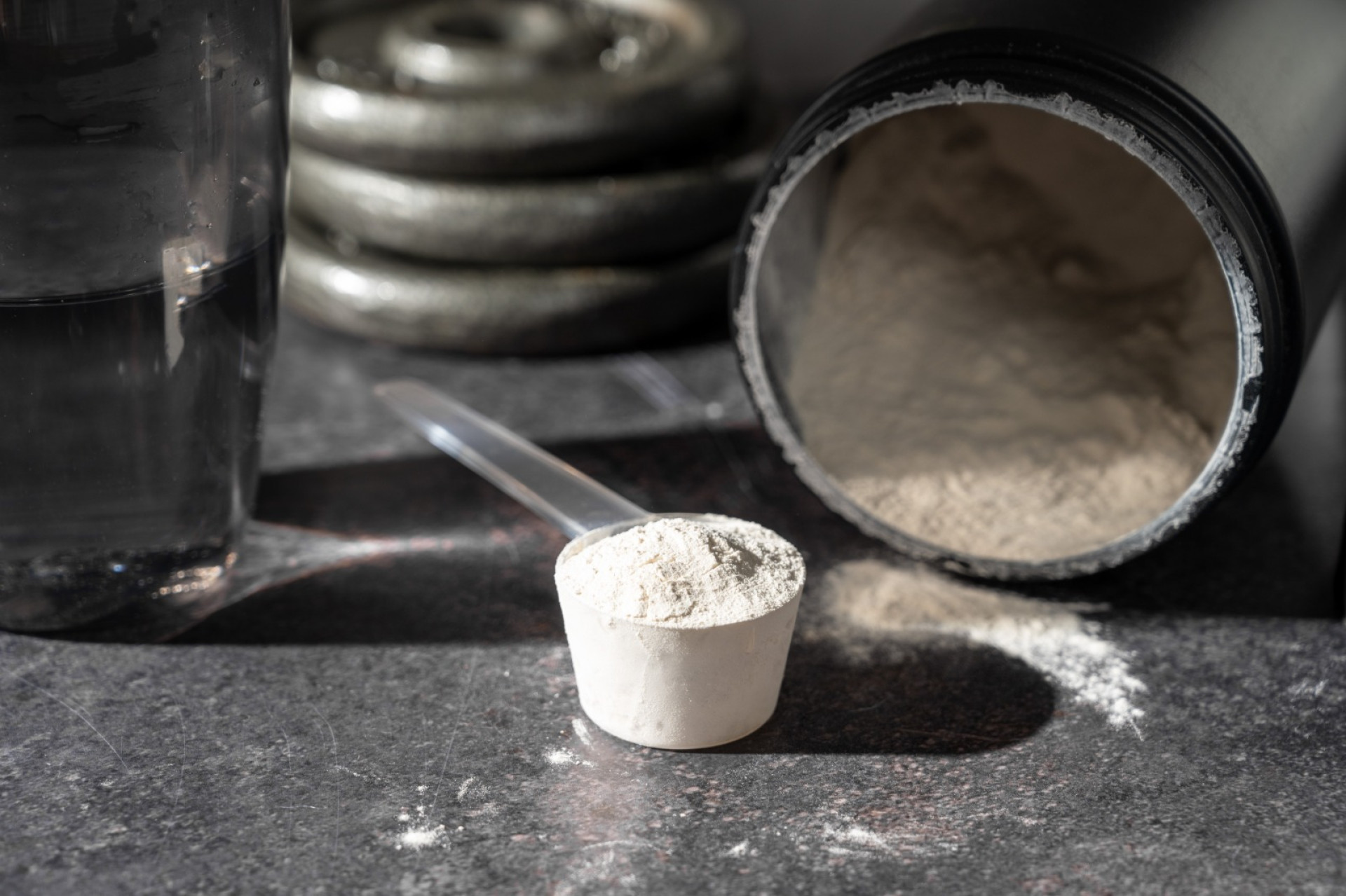 Creatina supera whey protein e &eacute; o suplemento alimentar mais consumido pelos brasileiros  (Foto: Inga/ Adobe Stock)