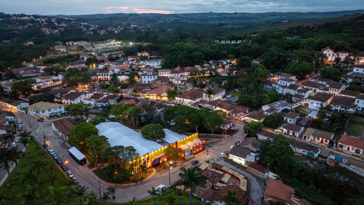 Mostra de Tiradentes reafirma o cinema independente como espaço de invenção, debate político e afirmação de novos olhares no audiovisual brasileiro.