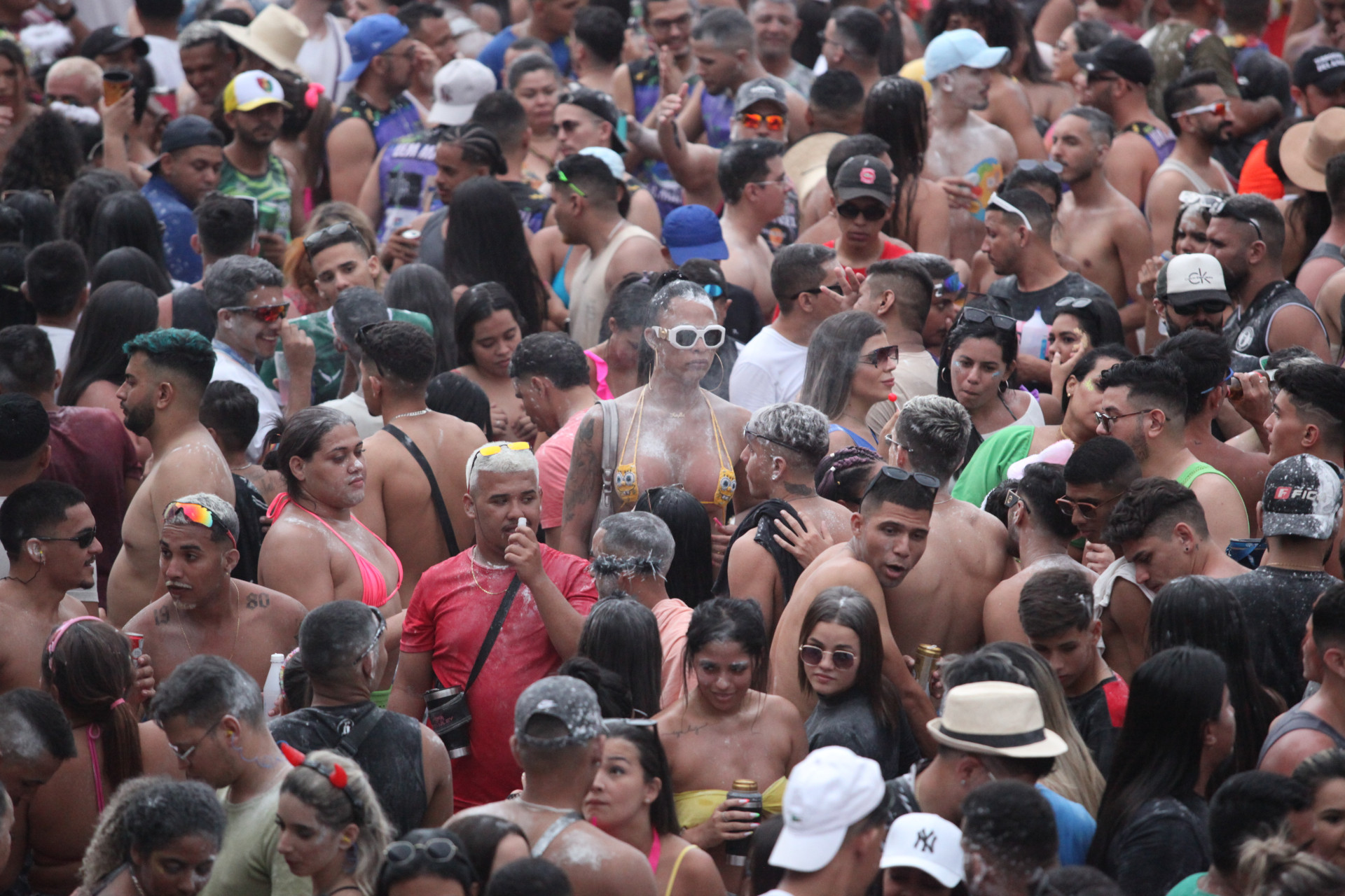 Paracuru, Aquiraz e Aracati lideram lista de municípios com maiores gastos totais no Carnaval 2026 (Foto: FÁBIO LIMA)