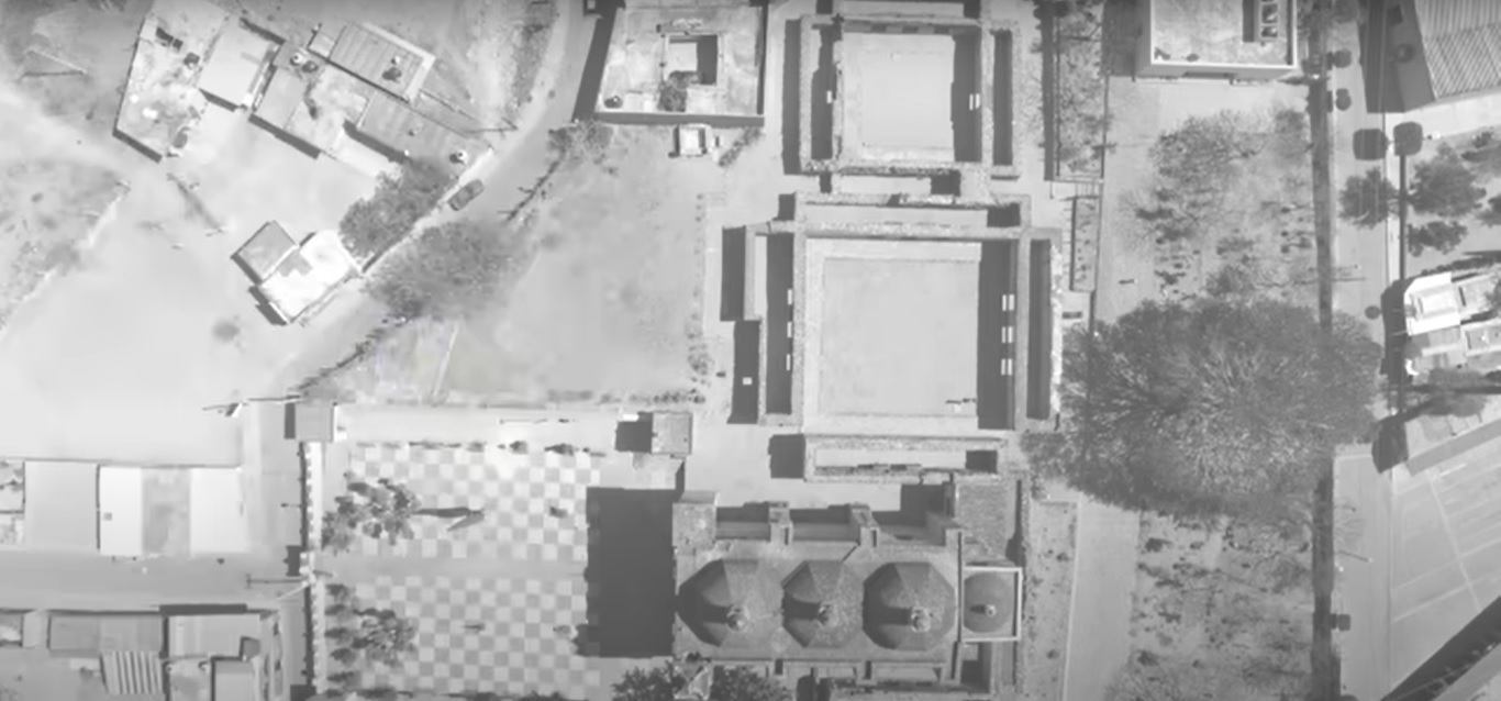 Os mesmos métodos já ajudaram a encontrar outros sítios arqueológicos mesoamericanos, como anormalidades em Teotihuacán que também indicam entradas ao submundo das culturas pré-colombianas.
