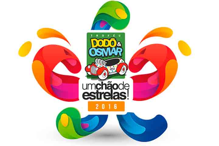 Ao longo dos anos, o Ara Ketu recebeu prêmios e homenagens, entre eles três edições do Troféu Dodô e Osmar, além do Troféu Caymmi, Troféu Raça Negra, Press Ward, entre outros. Seu impacto vai além das vendas de discos, alcançando reconhecimento cultural e social.
