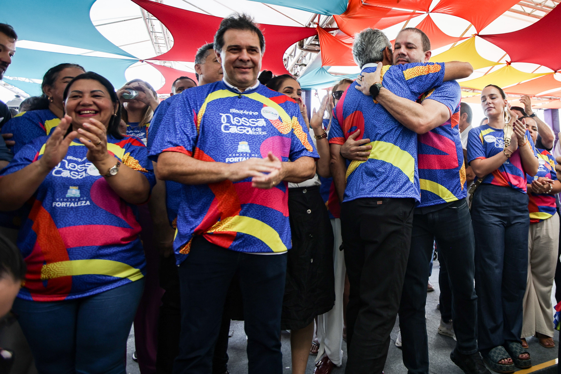 FORTALEZA, CEARÁ,  BRASIL- 31.01.2026:   Vereadores(as) Aglaylson, Mari Lacerda, Deputado Federal Luiz Gastão, Chagas Vieira - Sec Casa Civil, Elmano de Freitas - Governador do Estado do Ceará, Evandro Leitão - Prefeito de Fortaleza, Léo Couto - Presidente da Câmara Municipal de Fortaleza..  Vereador Leo Couto leva serviços ao Passeio Público - Praça dos Mártires (R. Dr. João Moreira, Centro), e anuncia local da nova sede da Câmara Municipal de Fortaleza. (Daniel Galber/Especial para O POVO)