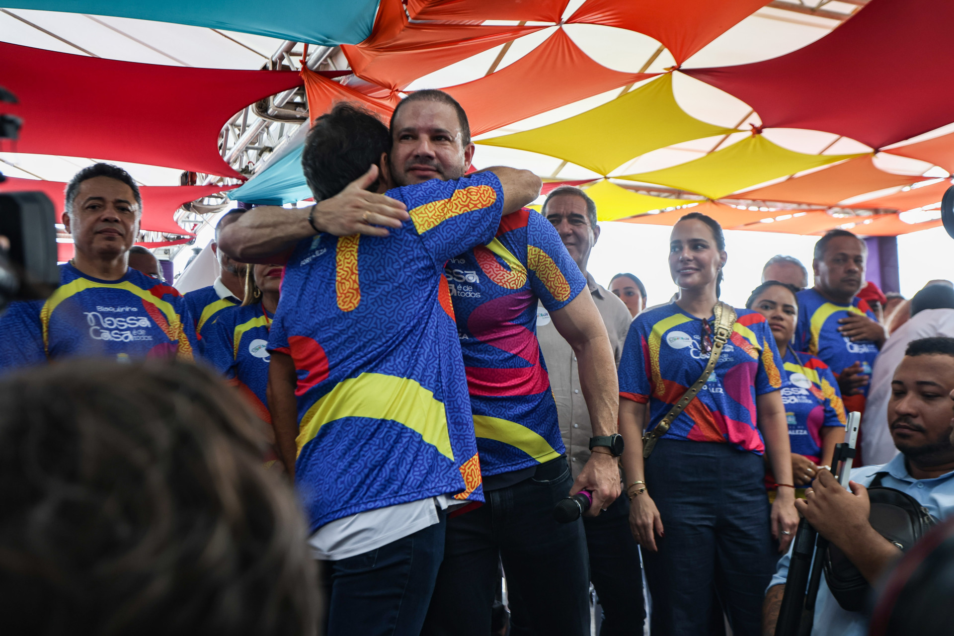 FORTALEZA, CEARÁ,  BRASIL- 31.01.2026:   Vereadores(as) Aglaylson, Mari Lacerda, Deputado Federal Luiz Gastão, Chagas Vieira - Sec Casa Civil, Elmano de Freitas - Governador do Estado do Ceará, Evandro Leitão - Prefeito de Fortaleza, Léo Couto - Presidente da Câmara Municipal de Fortaleza..  Vereador Leo Couto leva serviços ao Passeio Público - Praça dos Mártires (R. Dr. João Moreira, Centro), e anuncia local da nova sede da Câmara Municipal de Fortaleza. (Daniel Galber/Especial para O POVO)
