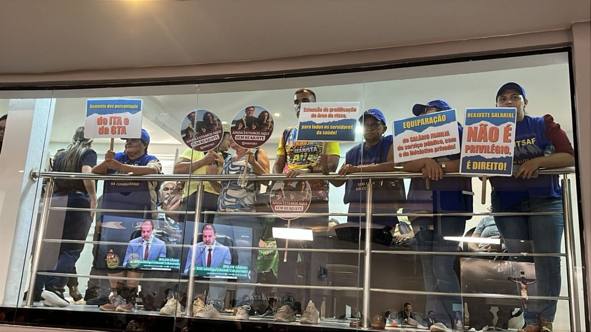 C&acirc;mara Municipal de Fortaleza aprovou o reajuste salarial de 4,76% aos servidores p&uacute;blicos municipais