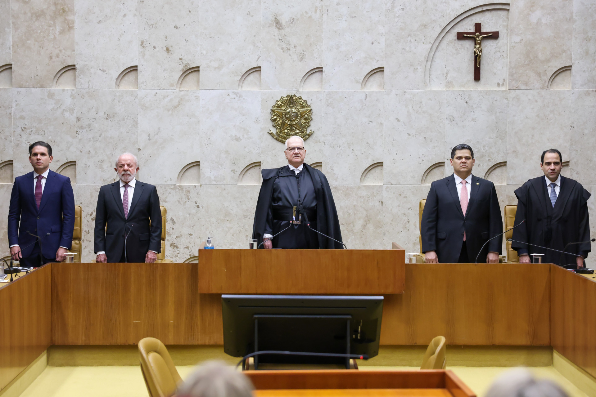 ￼NA foto, os líderes dos Três Poderes. Hugo Motta (Câmara), Lula (Presidência da República), Edson Fachin (STF) e Davi Alcolumbre (Senado) (Foto: Gustavo Moreno/STF)