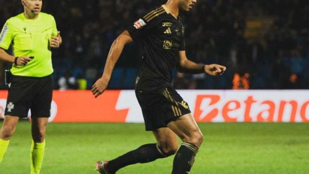 Pelo Casa Pia, na atual temporada, defensor formado no Botafogo acumula 17 jogos e dois gols marcados. Saiba mais!