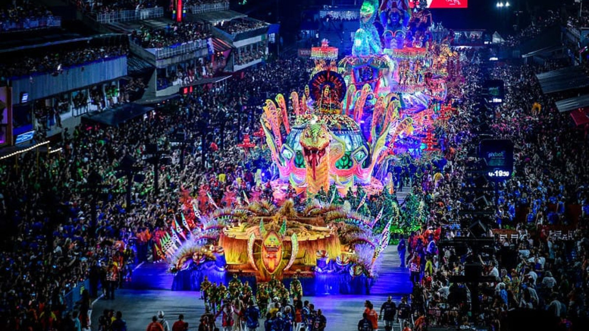 Carnaval 2026 no Rio de Janeiro terá desfiles divididos em três dias. Confira quais e a ordem das apresentações