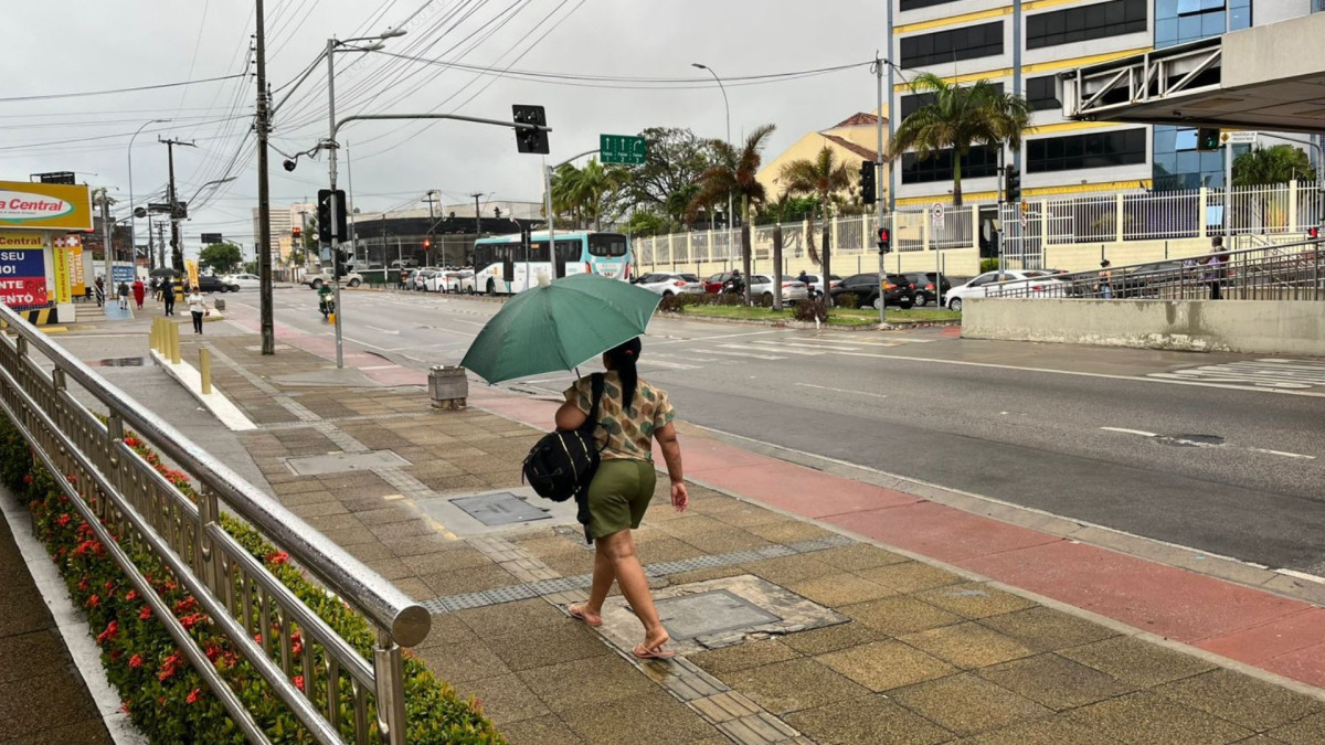 Cear&aacute; registrou chuvas em mais de 100 munic&iacute;pios, das 7 horas de quarta, 4, &agrave;s 7 horas desta quinta-feira, 5; precipita&ccedil;&otilde;es em Fortaleza foram com raios, trov&otilde;es e rel&acirc;mpagos