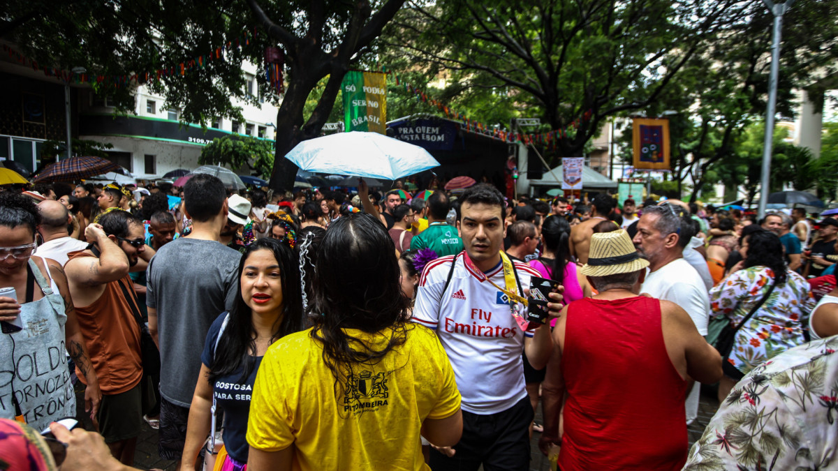 Imagem ilustrativa. Saiba hor&aacute;rios e frotas de &ocirc;nibus, metr&ocirc;s e VLTs em Fortaleza durante Carnaval 2026

