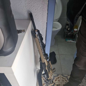 Fuzil apreendido em Atibaia durante opera&ccedil;&atilde;o conjunta da Pol&iacute;cia Civil de S&atilde;o Paulo e a Pol&iacute;cia Civil do Cear&aacute; 