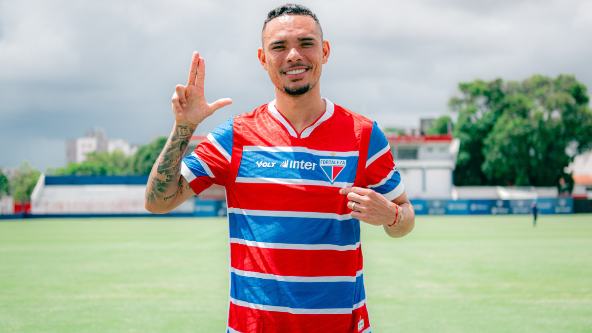 Atacante Luiz Fernando assinou contrato com o Fortaleza até 2027