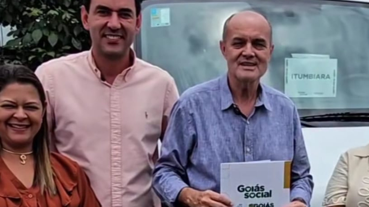 Pol&iacute;cia informou que caso &eacute; tratado como homic&iacute;dio consumado e homic&iacute;dio tentado, "seguidos de autoexterm&iacute;nio por parte do autor" (Thales primeiro homem &agrave; esquerda na imagem)