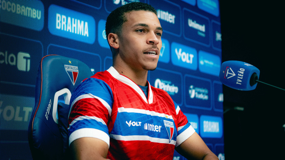 Meia-atacante Rodriguinho em apresentação no Fortaleza