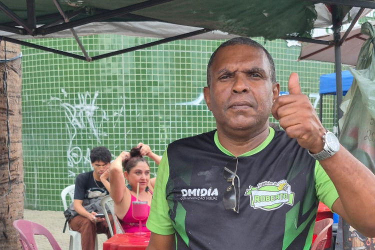 Roberto Coelho é ex-marido de Fran e diz que o movimento está ótimo no primeiro dia