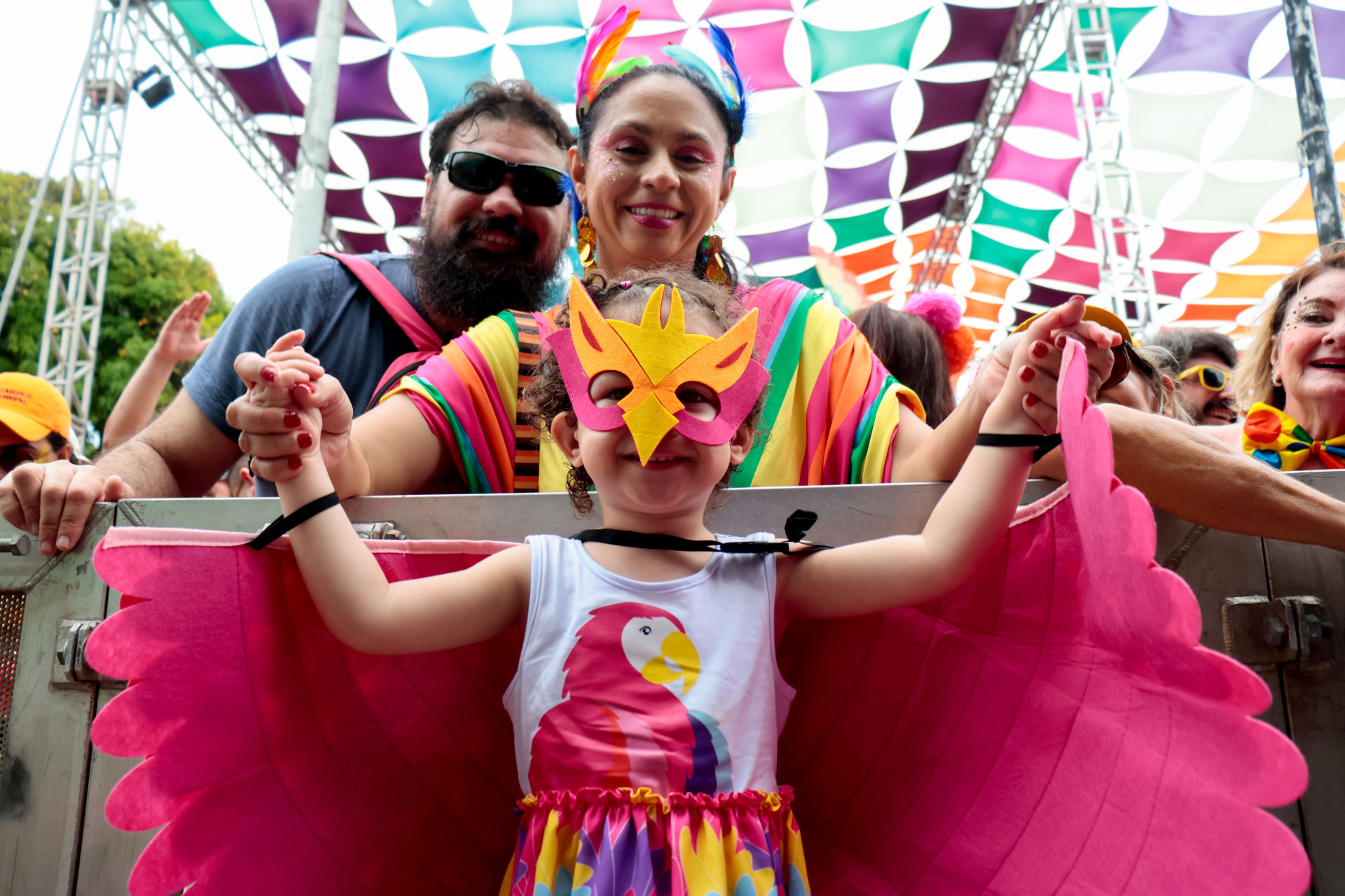 ￼LÍGIA e Igor se conheceram no Carnaval na Gentilândia há mais de dez anos e hoje levam a filha Jade, de dois anos e meio (Foto: Samuel Setubal)