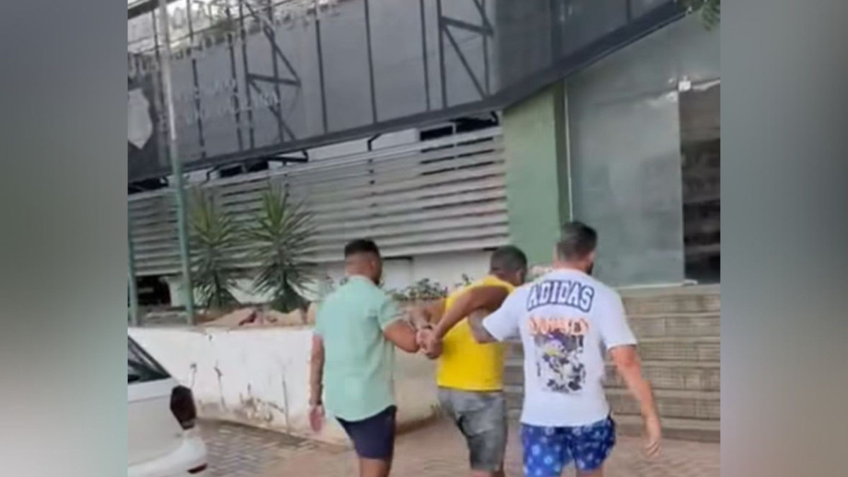 Suspeito de matar desafeto por dívida de drogas é preso enquanto comemora Carnaval de Barbalha nesse domingo, 15