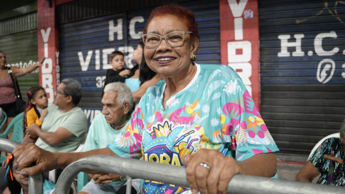 Eulina Moura foi a primeira mulher a ocupar o posto de rainha de maracatu em Fortaleza, e fundadora do maracatu Nação Baobab