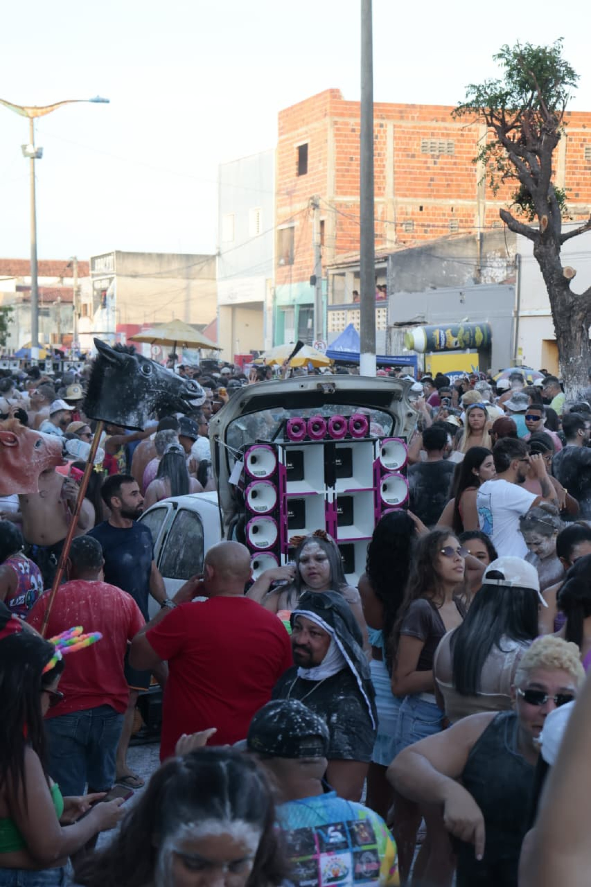 Aracati foi palco do famoso mela mela, na Avenida dos Paredões