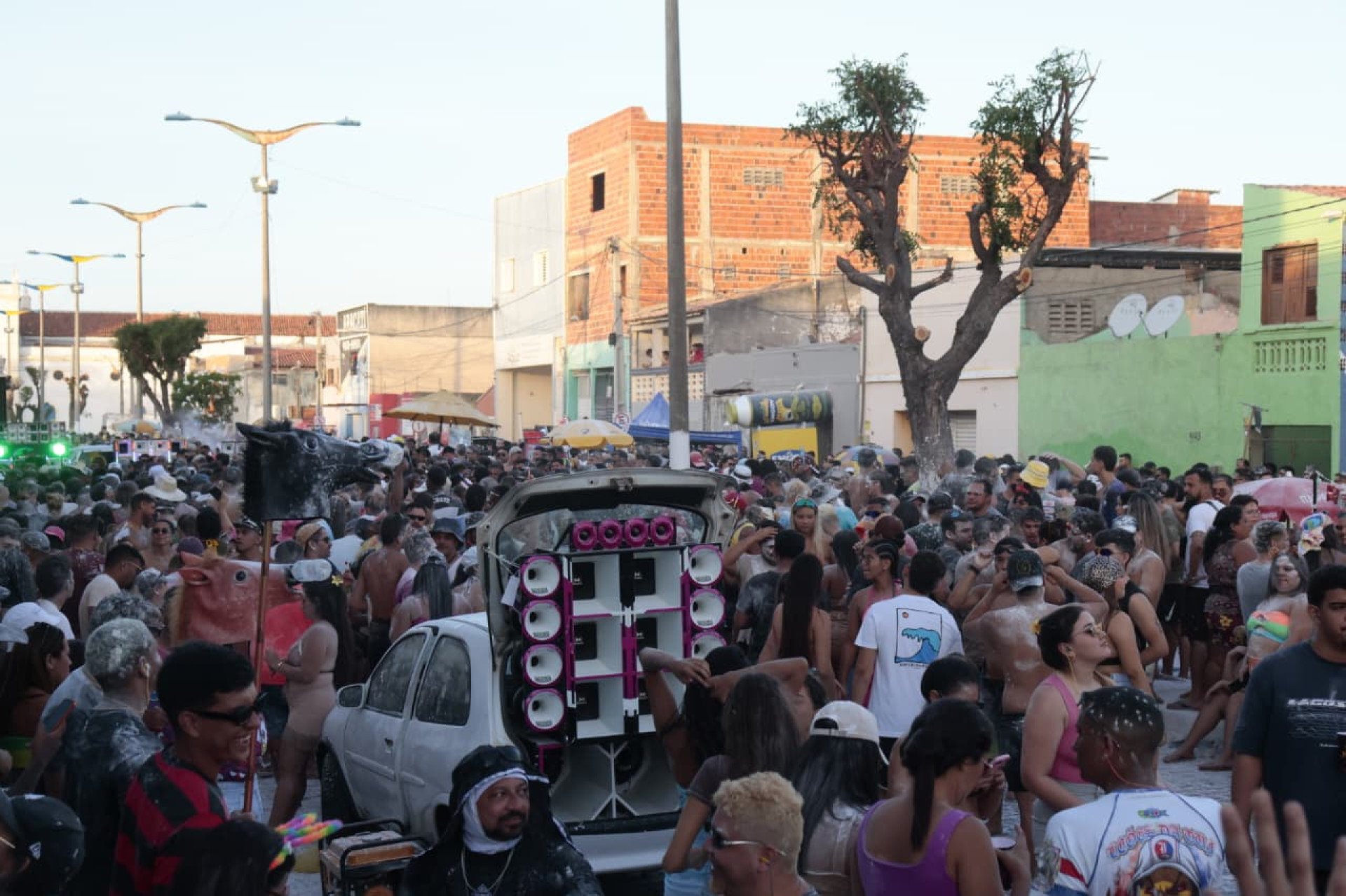 Aracati foi palco do famoso mela mela, na Avenida dos Paredões