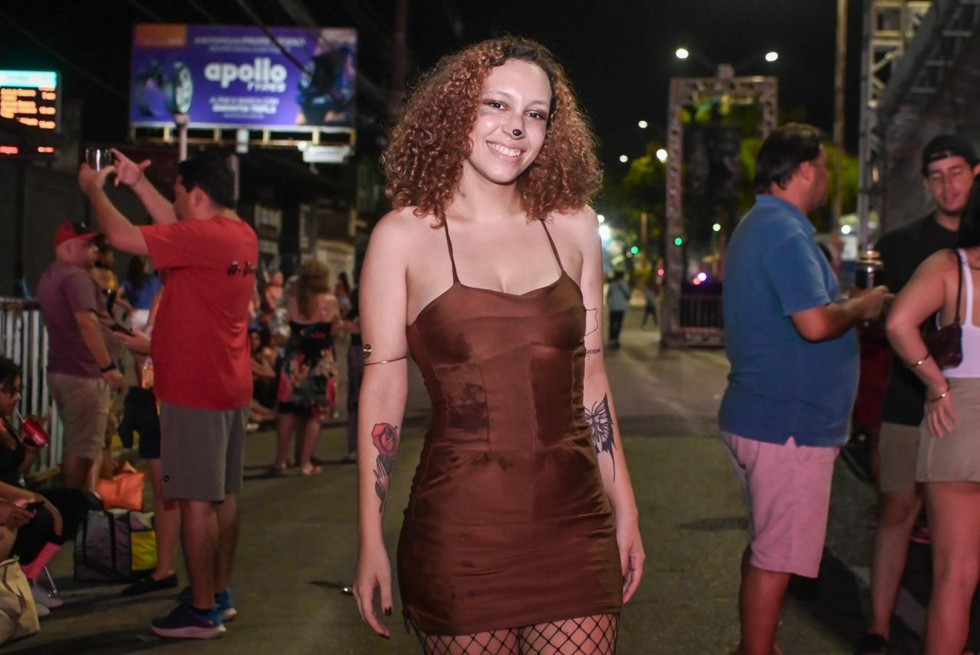 Isabela Constantino, 23, professora de artes e estuda artes c&ecirc;nicas 