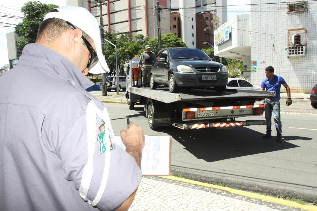 O Detran-CE realiza leilão virtual de 10 a 16 de dezembro com 2.916 veículos, entre carros, motos e sucatas, com lances iniciais a partir de R$ 50 (Foto: EVILÁZIO BEZERRA)