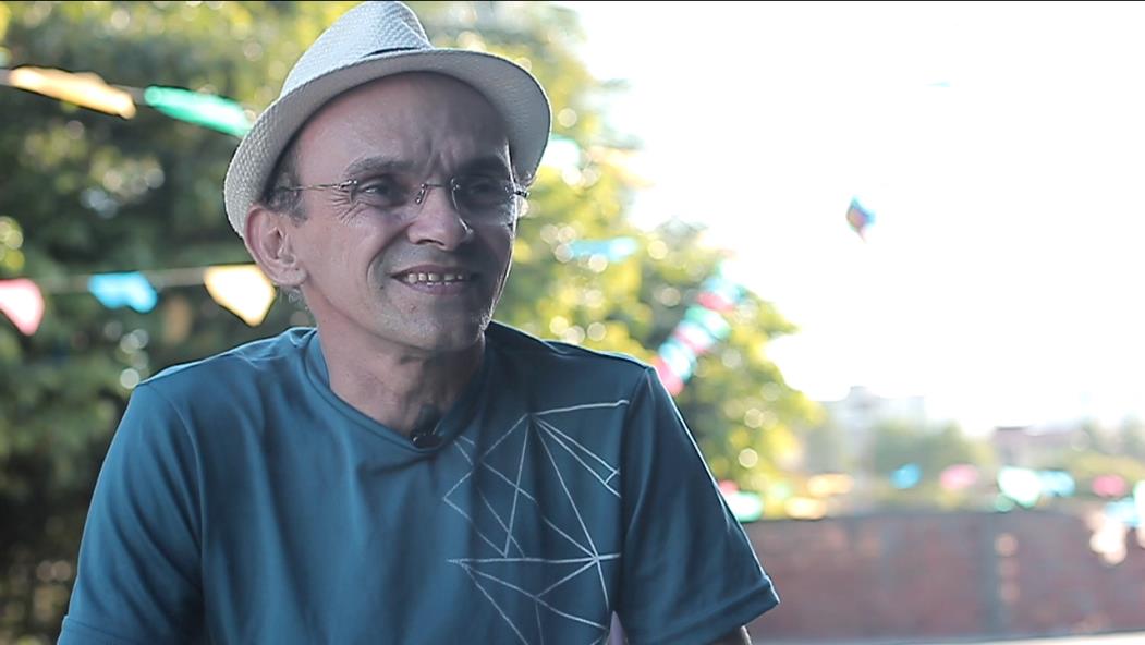 Presidente da Quadrilha Zé Testinha, com mais de 40 anos de tradição no Ceará, Reginaldo Rogério já vive a saudade dos ensaios e das apresentações(Foto: DIEGO CAMELO)
