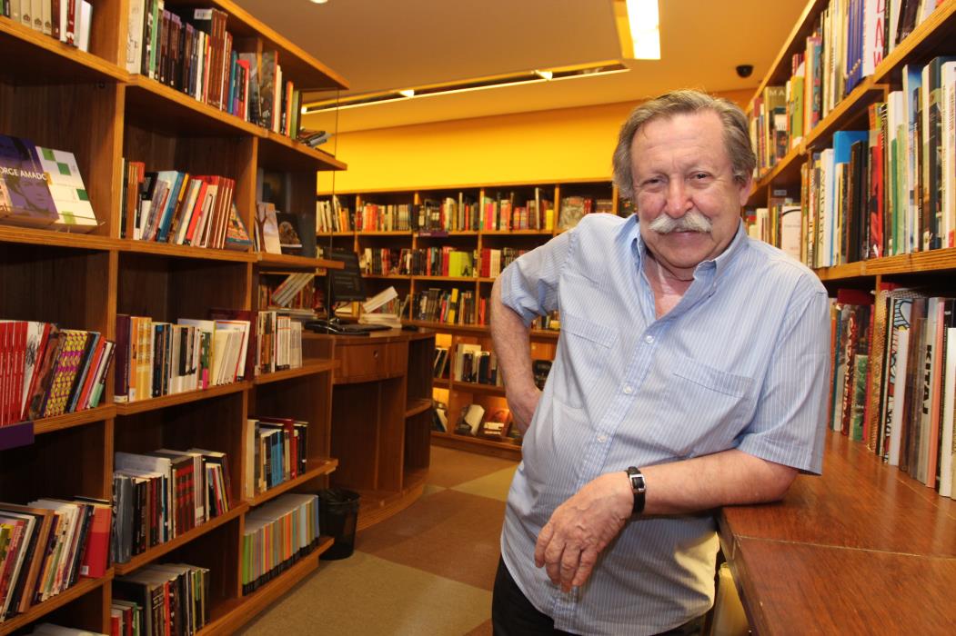 FORTALEZA, CE, BRASIL, 20-09-2016: Pedro Bandeira, escritor fala sobre sua carreira na livraria Cultura. Páginas Azuis, com o escritor Pedro Bandeira. (Foto: Mateus Dantas/O POVO) *** Local Caption *** Publicada em 21/11/2016 - CP
 (Foto: MATEUS DANTAS)