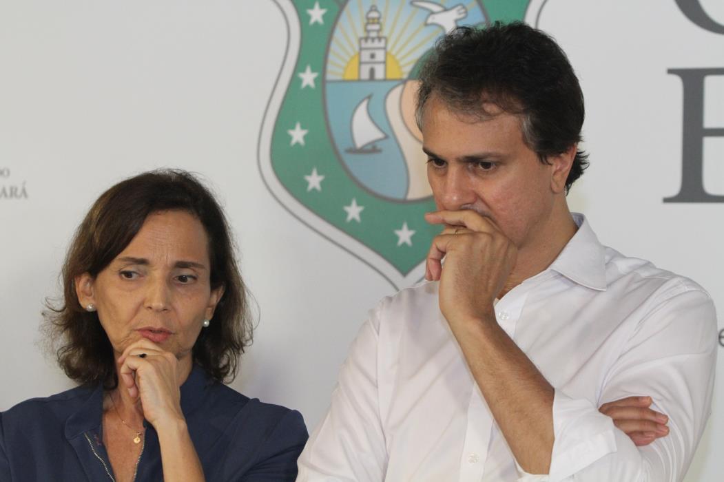 Izolda Cela, vice-governadora, e Camilo Santana. governador (Foto: MATEUS DANTAS, em 9/11/2016)