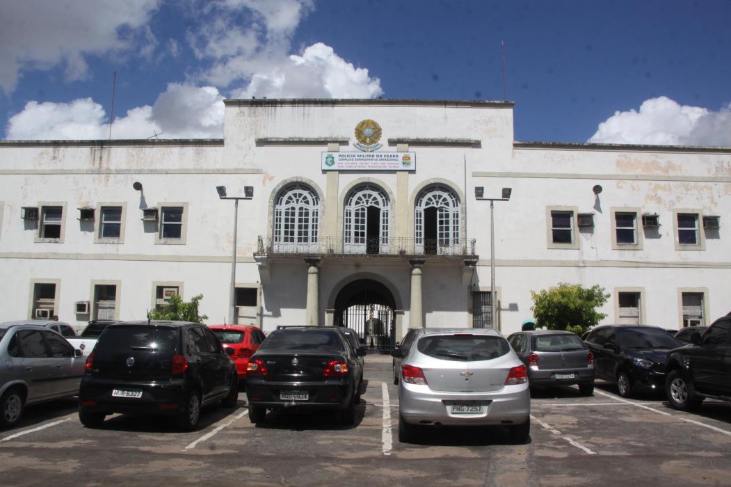 FORTALEZA, CE, BRASIL, 24-05-2017: Foto de apoio ilustrativo. Fachada do 5&ordm; BPM. 