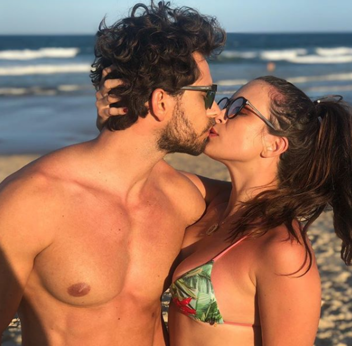 Eliéser Ambrósio e Kamilla Salgado estão no Power Couple Brasil 4. Eliéser Ambrósio e Kamilla Salgado estão no Power Couple Brasil 4.