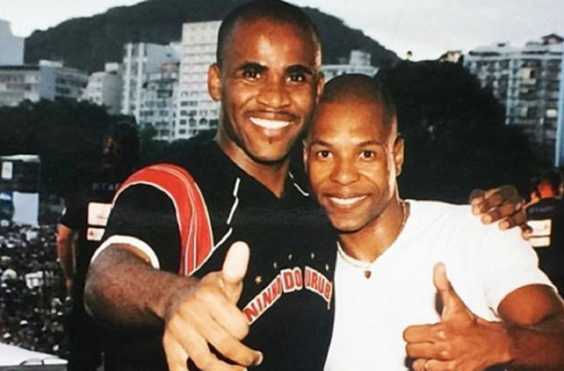 Claudinho (à esquerda) e Buchecha. 