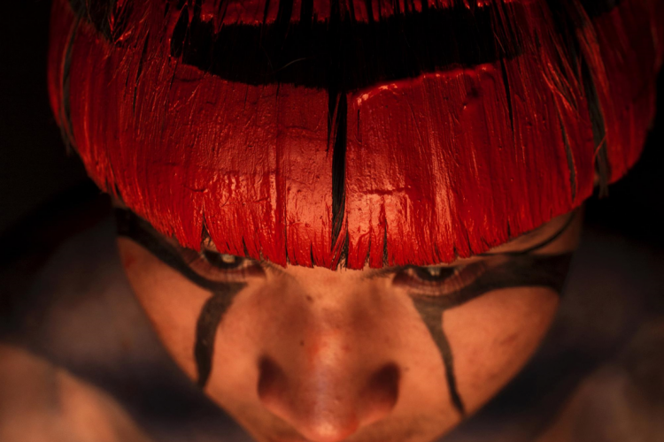 A exposição Ameríndios do Brasil - Antropologia da Beleza permanece na Caixa Cultural Fortalez...