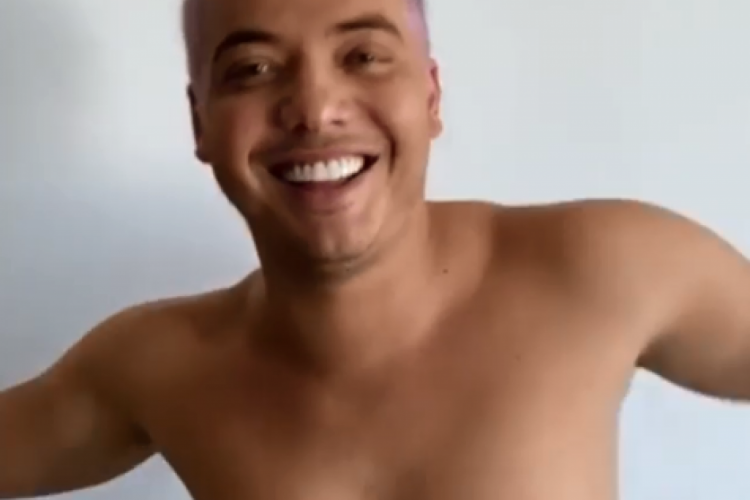 Safad&atilde;o publicou v&iacute;deo mostrando a nova cor por meio do Instagram