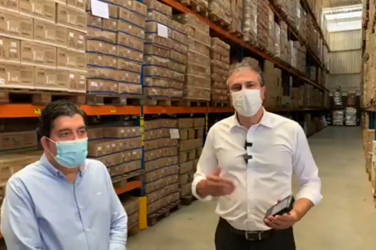 Camilo e Cabeto visitam Centro em Maracanaú (Foto: Reprodução/Facebook)