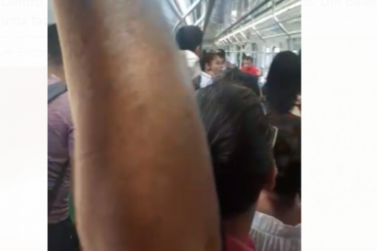Passageiros gravaram o momento em que o crime aconteceu no metrô recifense 