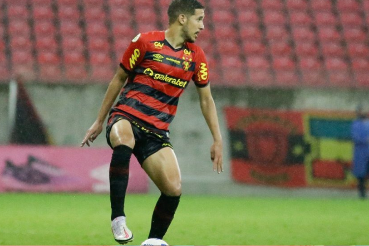 Notícia de infração sobre escalação irregular de Pedro Henrique foi arquivada pelo STJD