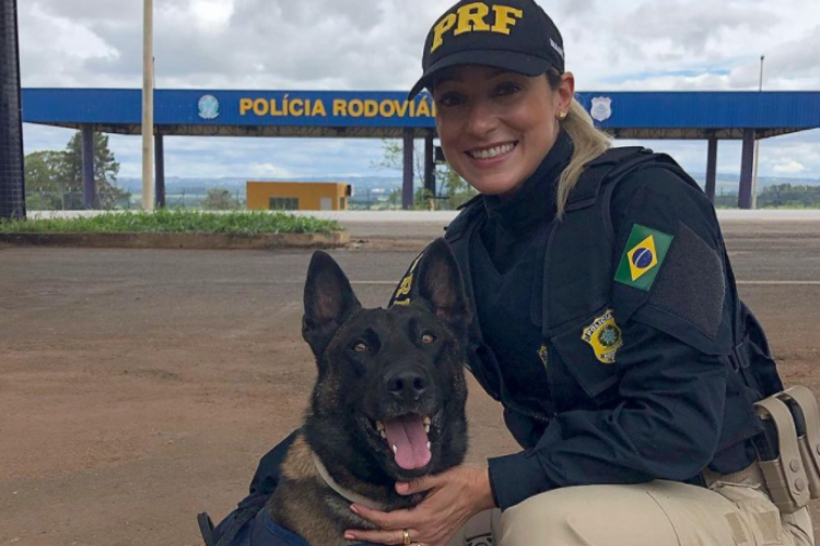 Silmara Miranda tem mais de 70 mil seguidores em suas redes sociais, onde compartilha sua rotina enquanto agente da Polícia Rodoviária Federal (PRF)