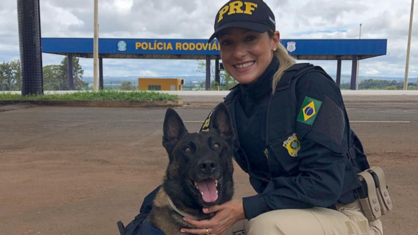 Silmara Miranda tem mais de 70 mil seguidores em suas redes sociais, onde compartilha sua rotina enquanto agente da Polícia Rodoviária Federal (PRF)(foto: Reprodução/Instagram)