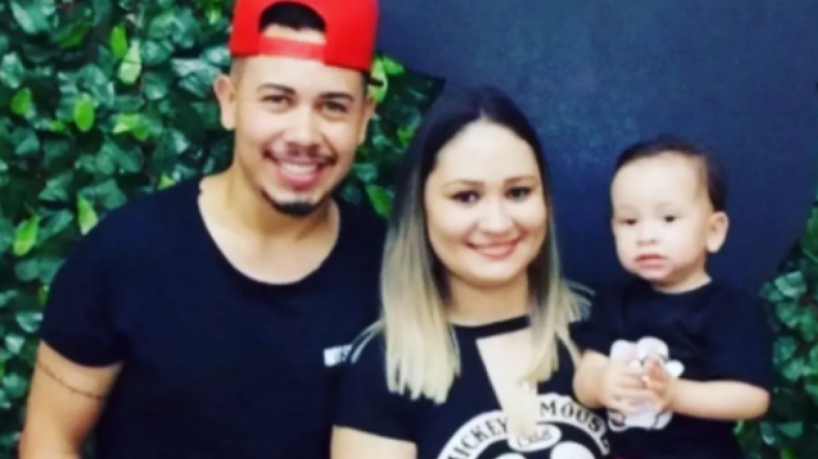 #Brasil: Cantor, esposa e filho morrem em acidente de carro na BR-364