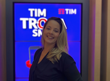 A baiana Sabrina Souza Cunha está há oito anos na TIM, onde já atuou em diferentes áreas – consultora de vendas, assistente administrativa, gerente de loja – e este ano foi promovida à gerente do canal de lojas próprias da TIM Nordeste 