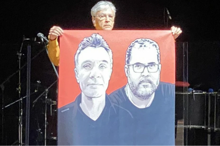 Caetano Veloso homenageou Bruno e Dom Philips na noite de ontem, 18.