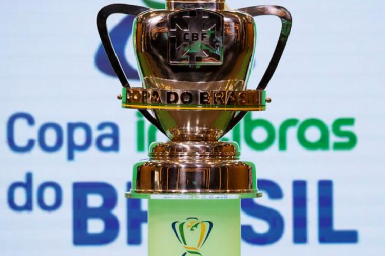 Taça de campeão da Copa do Brasil