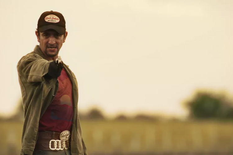 José Lucas (Irandhir Santos) levará um tiro