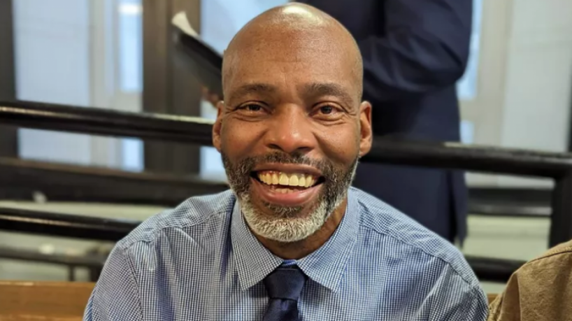 Depois de 27 anos preso, homem &eacute; solto ap&oacute;s ter  inoc&ecirc;ncia provada nos Estados Unidos