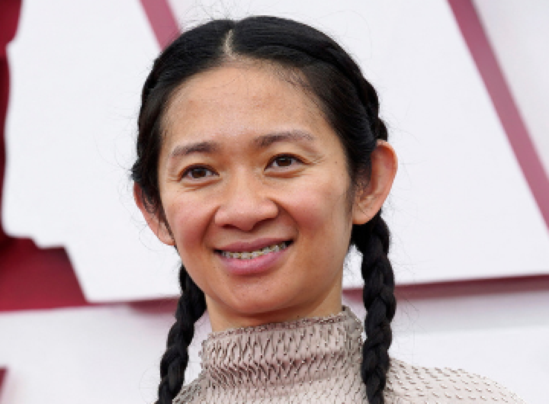 Quem é Chloé Zhao?