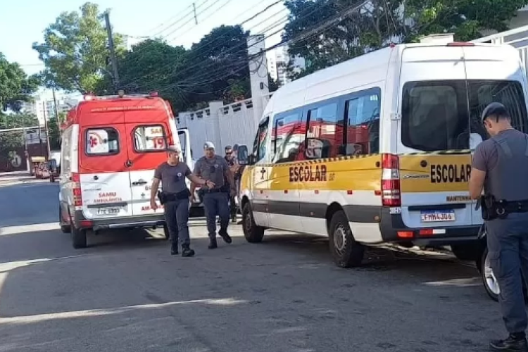 Criança é encontrada morta dentro de van escolar, em São Paulo
